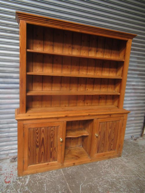LARGE VICTORIAN PITCH PINE DRESSER 1880S - ADDITIONAL PHOTO 1