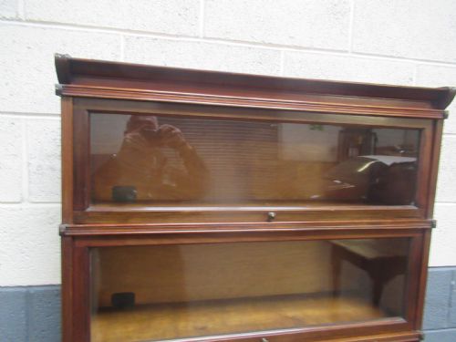 A MAHOGANY FIVE TIER BOOKCASE BY AMYL 1910 - ADDITIONAL PHOTO 3