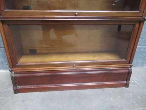 A MAHOGANY FIVE TIER BOOKCASE BY AMYL 1910 - ADDITIONAL PHOTO 4
