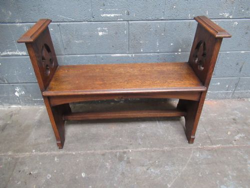OAK ARTS AND CRAFTS BENCH SEAT - ADDITIONAL PHOTO 1