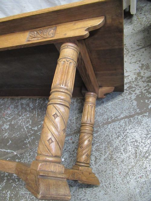 LARGE OAK REFECTORY DINING TABLE - ADDITIONAL PHOTO 4