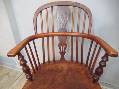 19TH CENTURY YEW WOOD WINDSOR ARM CHAIR - ADDITIONAL PHOTO 3
