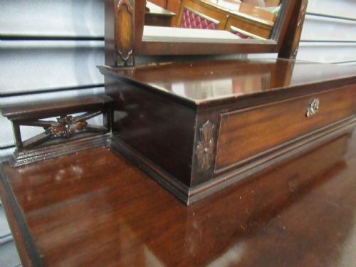CHIPPENDALE STYLE MAHOGANY DRESSING CHEST - ADDITIONAL PHOTO 10