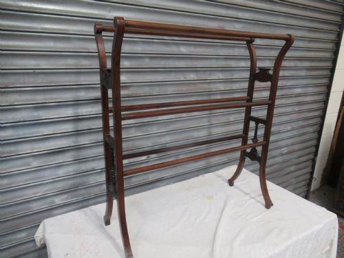 EDWARDIAN PERIOD MAHOGANY TOWEL RAIL - ADDITIONAL PHOTO 1