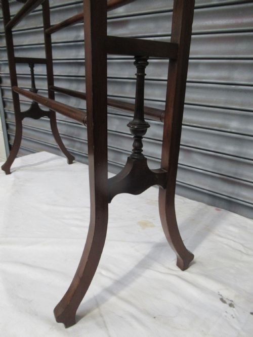 EDWARDIAN PERIOD MAHOGANY TOWEL RAIL - ADDITIONAL PHOTO 7