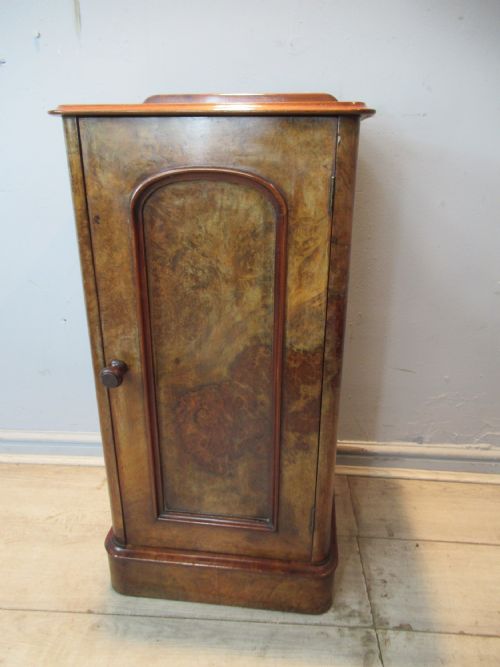 VICTORIAN BURR WALNUT BED SIDE CABINET - ADDITIONAL PHOTO 1