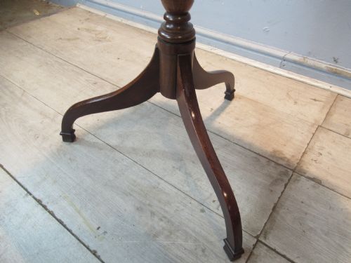 19TH CENTURY MAHOGANY TRIPOD SIDE TABLE - ADDITIONAL PHOTO 8