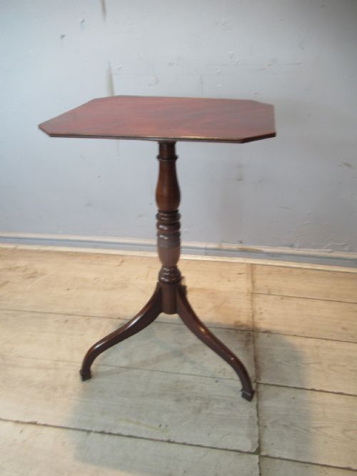 19TH CENTURY MAHOGANY TRIPOD SIDE TABLE - ADDITIONAL PHOTO 1