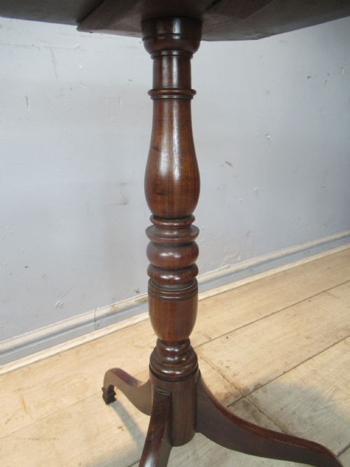 19TH CENTURY MAHOGANY TRIPOD SIDE TABLE - ADDITIONAL PHOTO 6