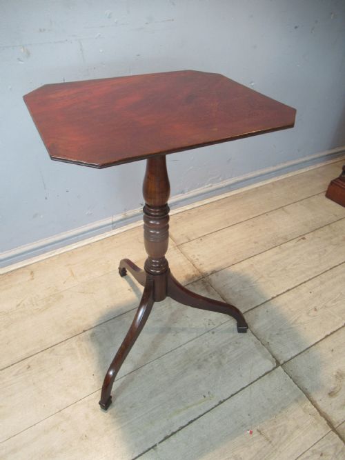 19TH CENTURY MAHOGANY TRIPOD SIDE TABLE - ADDITIONAL PHOTO 9