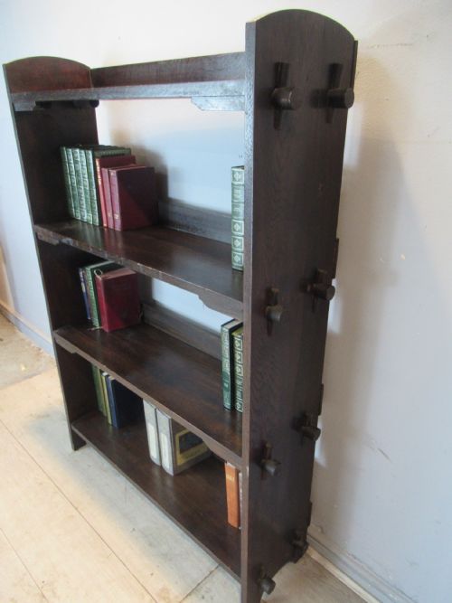 SOLID OAK OPEN BOOKCASE DATING FROM THE 1910S - ADDITIONAL PHOTO 5