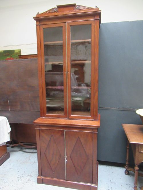 EARLY 19TH CENTURY MAHOGANY CUPBOARD BOOKCASE - ADDITIONAL PHOTO 12
