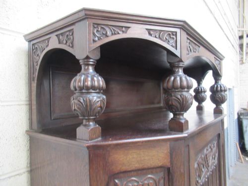LARGE OAK HALL WARDROBE - ADDITIONAL PHOTO 2