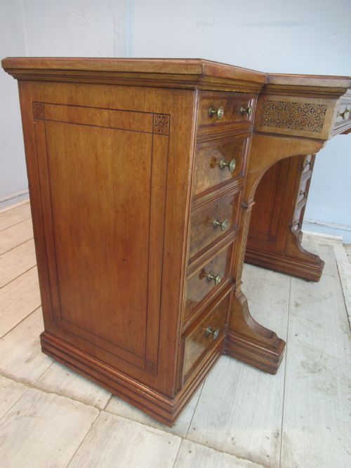 LATE VICTORIAN WALNUT DESK BY GILLOWS LANCASTER - ADDITIONAL PHOTO 4