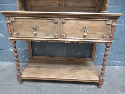 A 1920S OAK TWO DOOR BOOKCASE - ADDITIONAL PHOTO 6