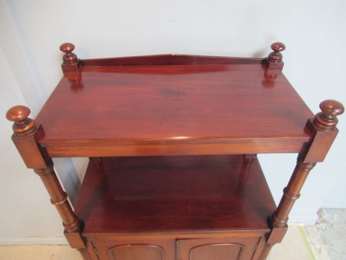VICTORIAN MAHOGANY 1870S SMALL CHIFFONIER - ADDITIONAL PHOTO 4