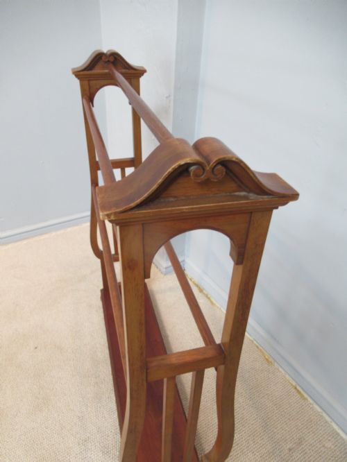 VICTORIAN WALNUT TOWEL RAIL - ADDITIONAL PHOTO 2