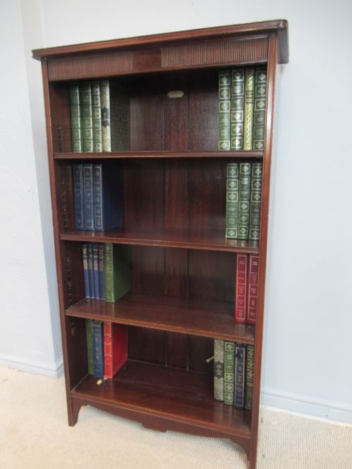 MAHOGANY OPEN BOOKCASE BY WARING AND GILLOWS - ADDITIONAL PHOTO 7