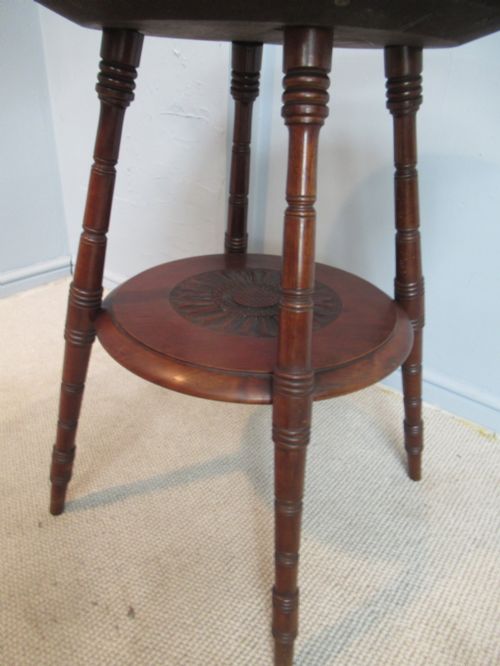 ROUND MAHOGANY VICTORIAN SIDE OR LAMP TABLE - ADDITIONAL PHOTO 5