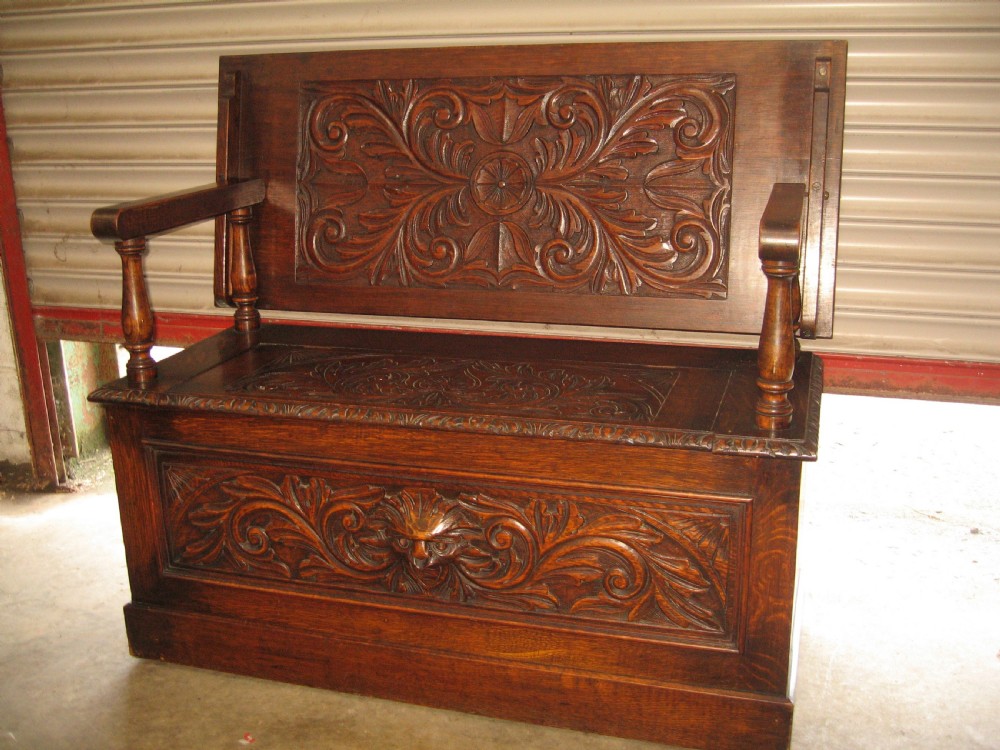 Oak monks lid bench seat