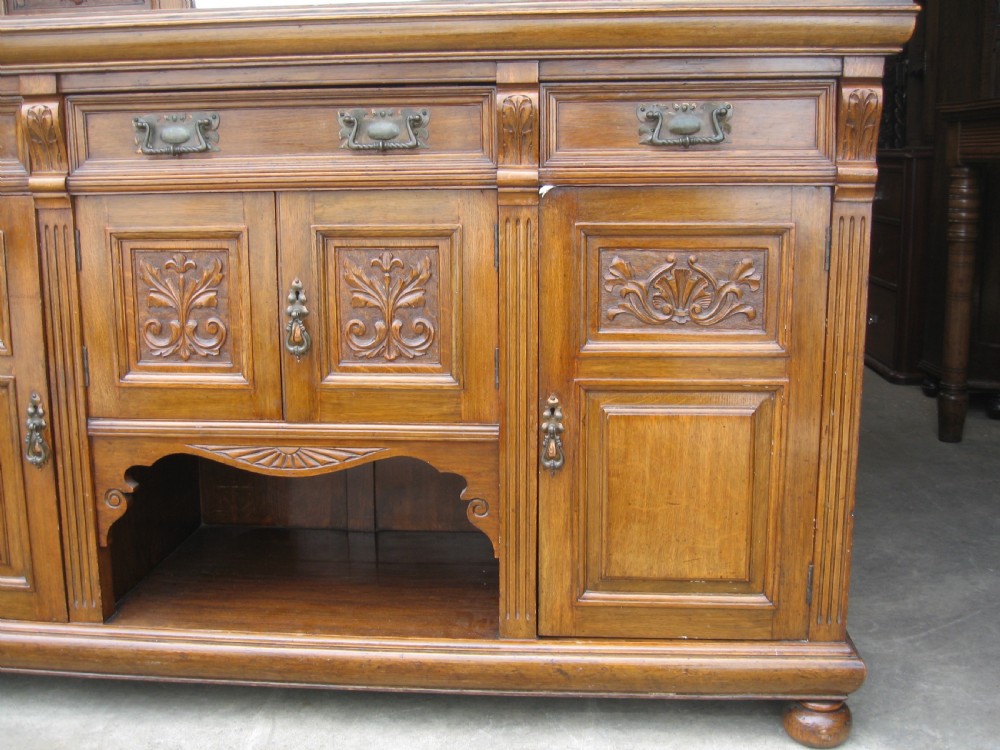 Victorian oak side board desser View VI
