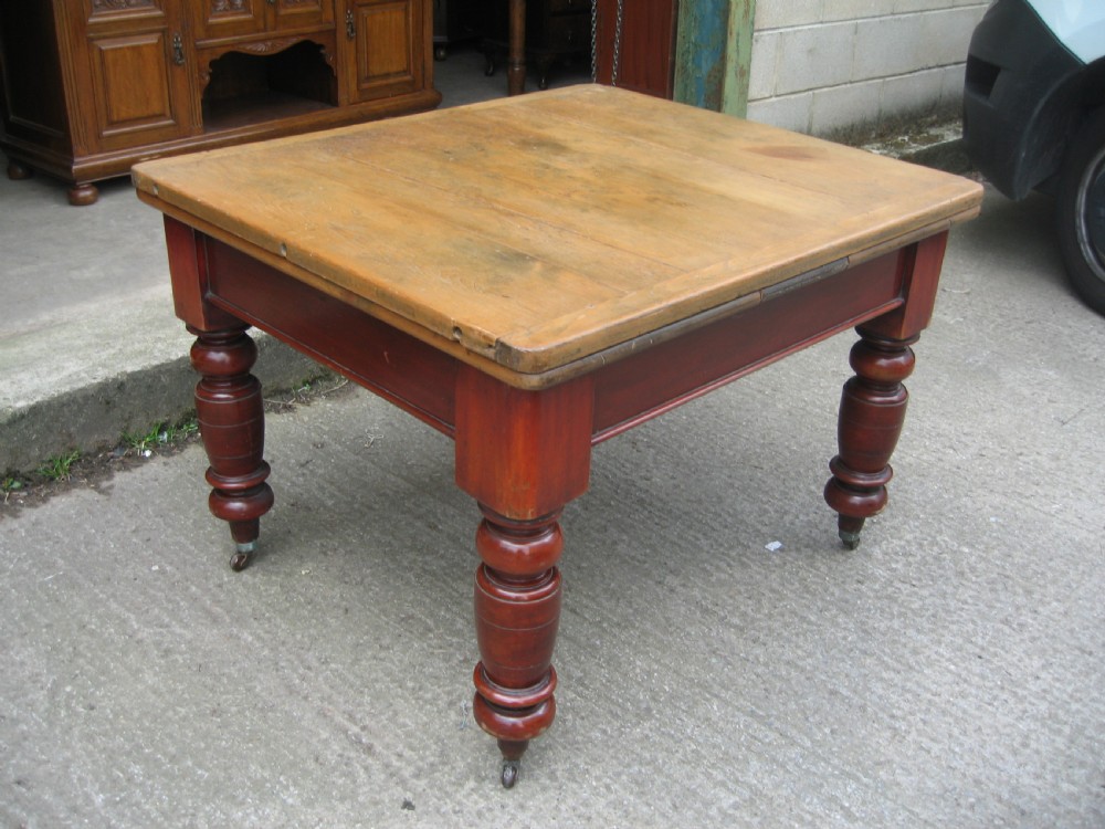 Victorian  pine  extending table View VIII