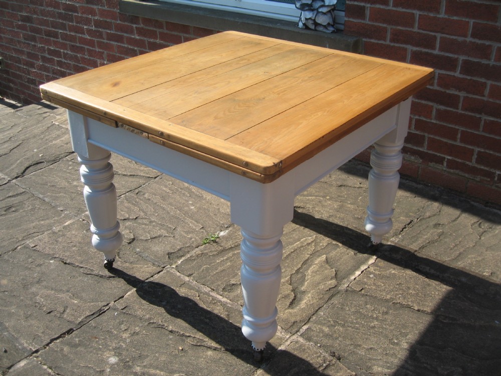 Late Victorian pine  extending  kitchen table View VII