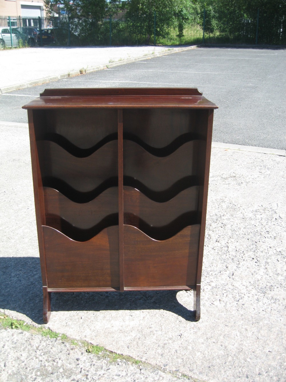Double sided mahogany magazine paper rack View VI