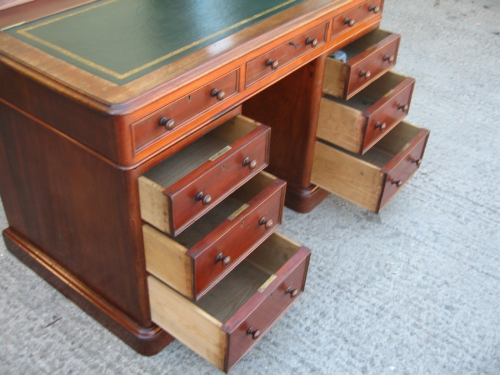 Unusual Victorian mahogany  desk View VIII