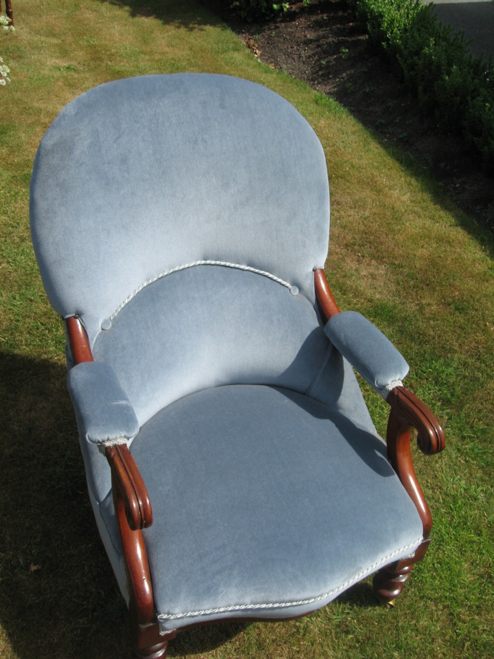 Victorian mahogany arm chair View III