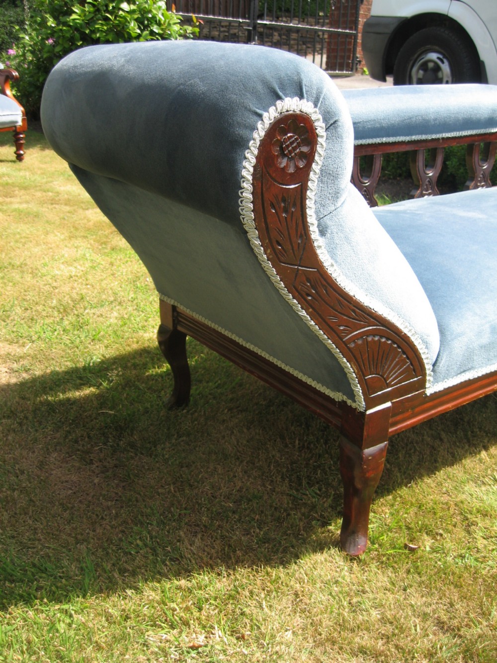 Edwardian   sofa couch View II
