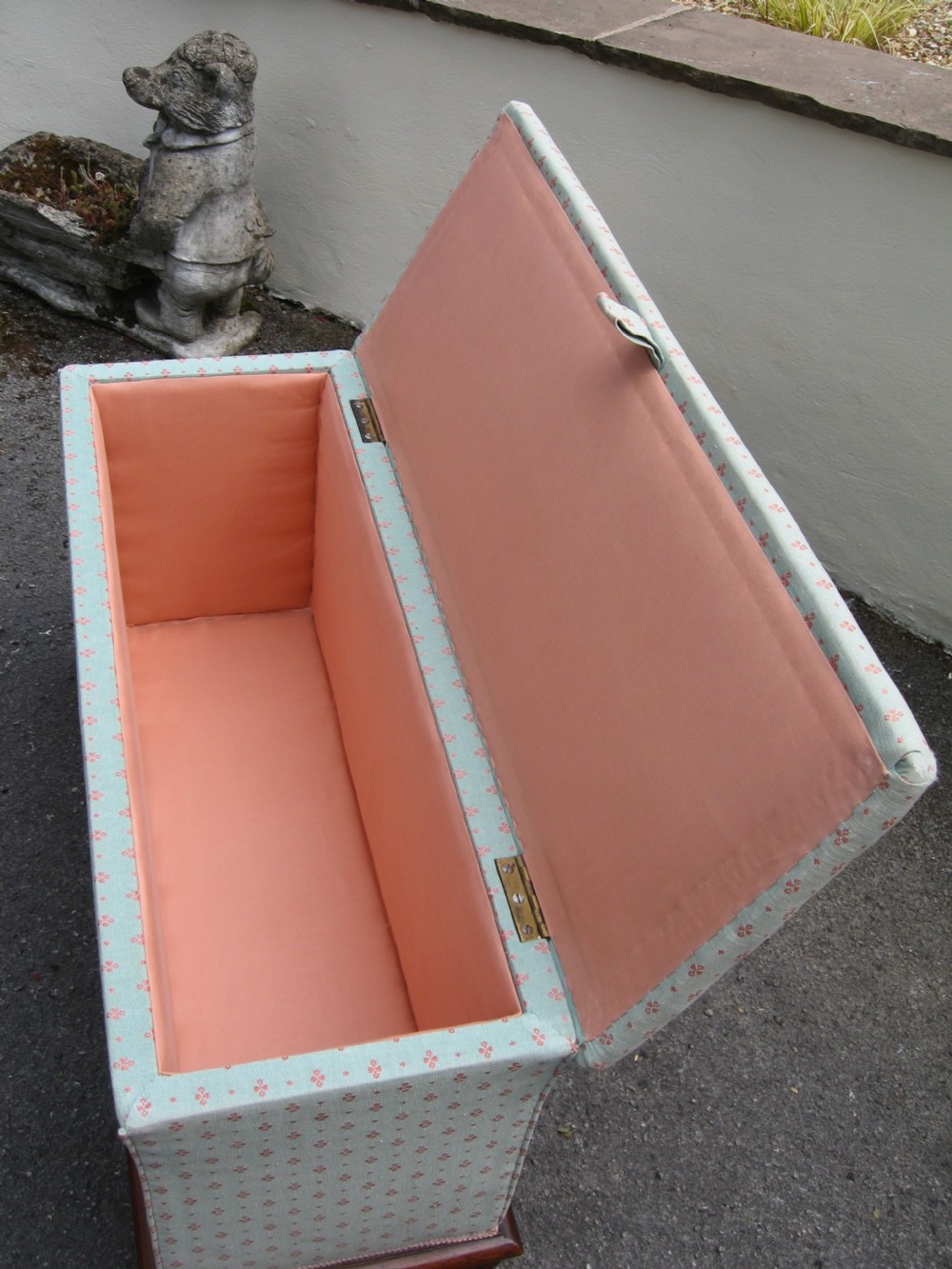 Late Victorian bedding box View III