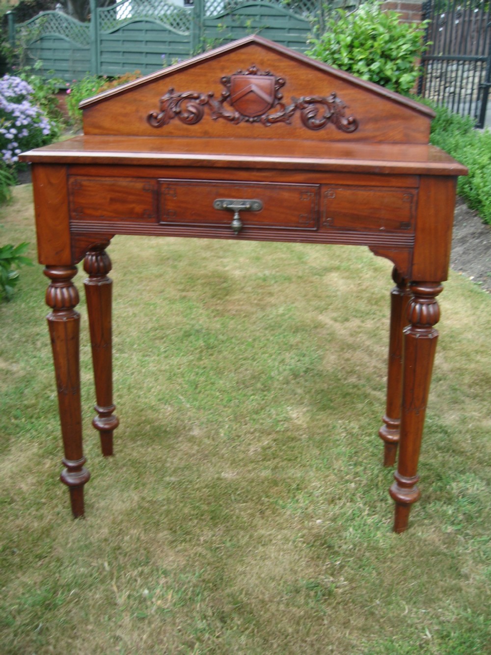 Victorian mahogany side table 