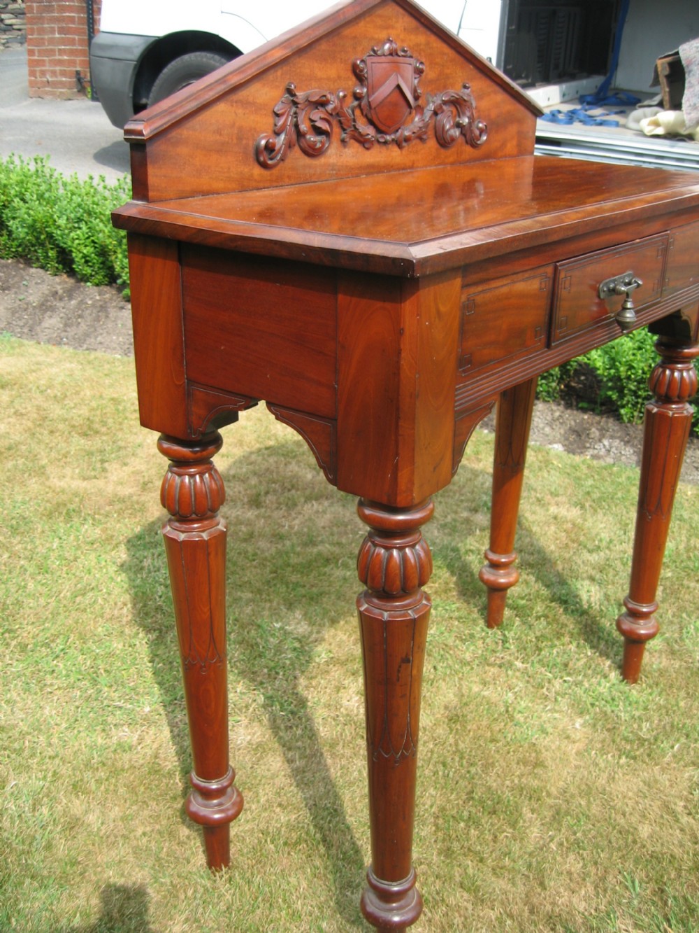 Victorian mahogany side table  View VII