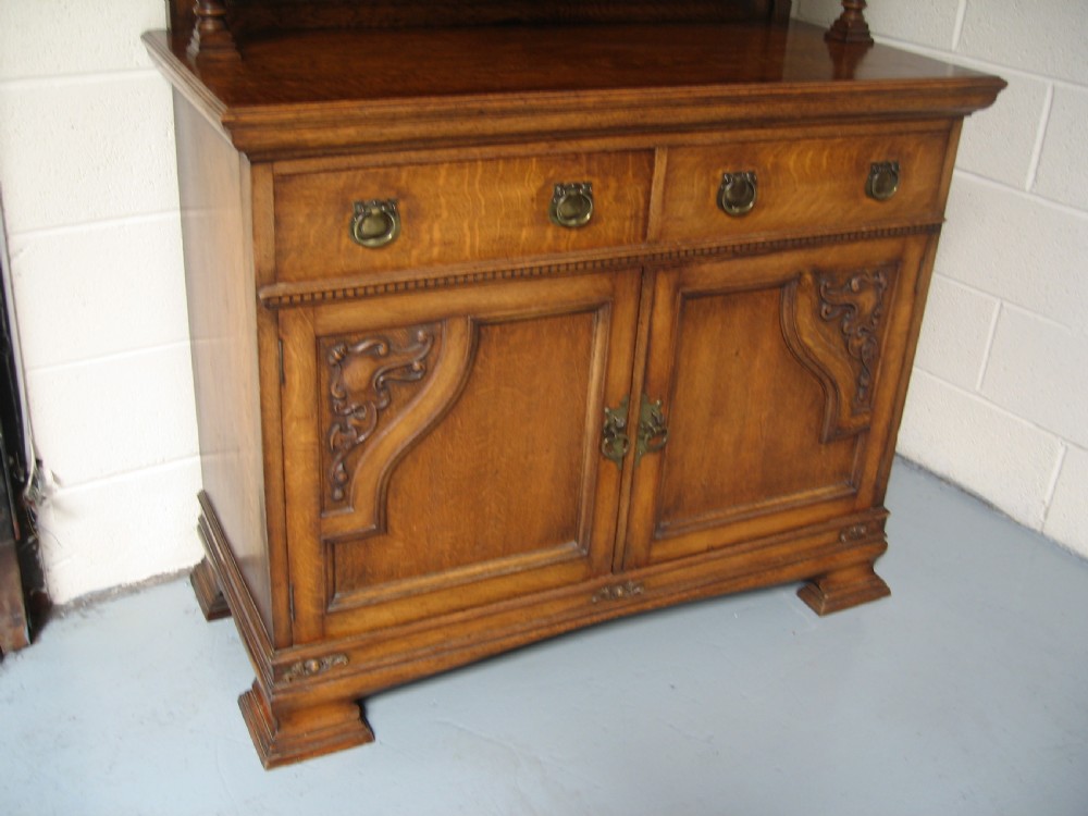Good  oak cabinet bookcase View III