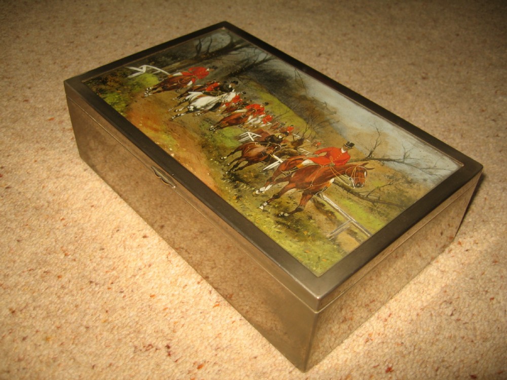 White metal  box with horse and hounds  scene View III