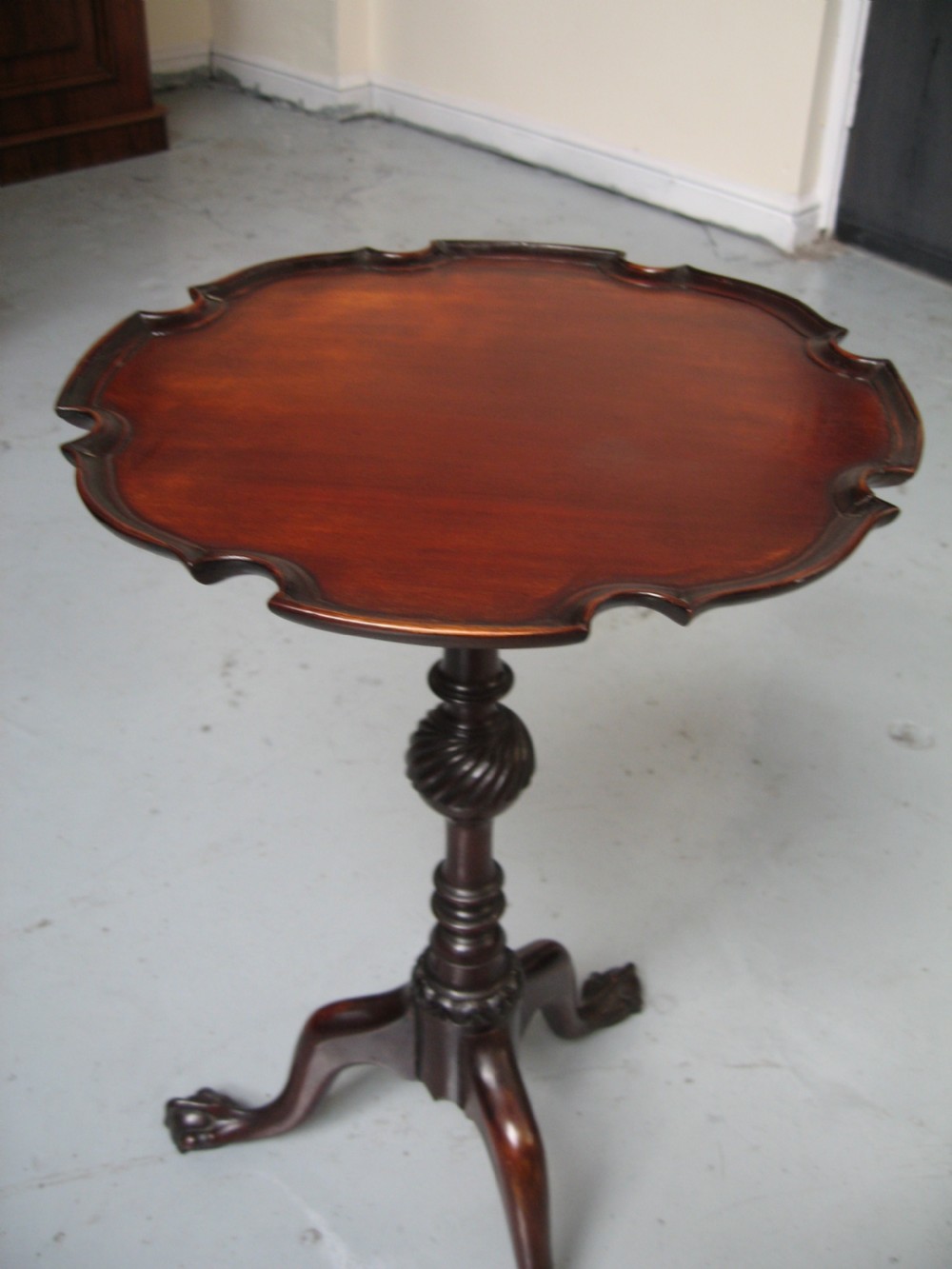 Georgian  style mahogany wine  table View IV