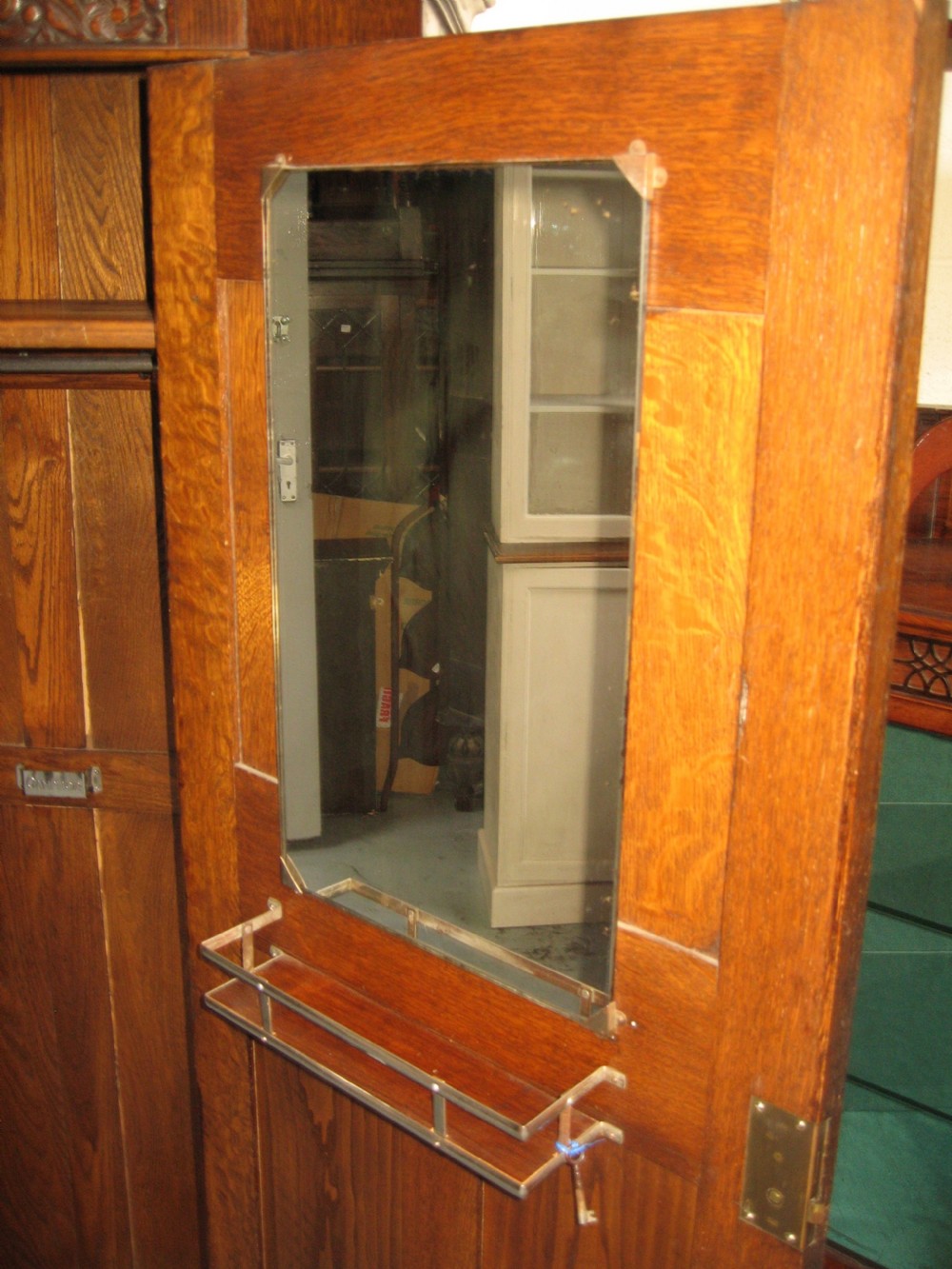 Oak hall wardrobe View VII