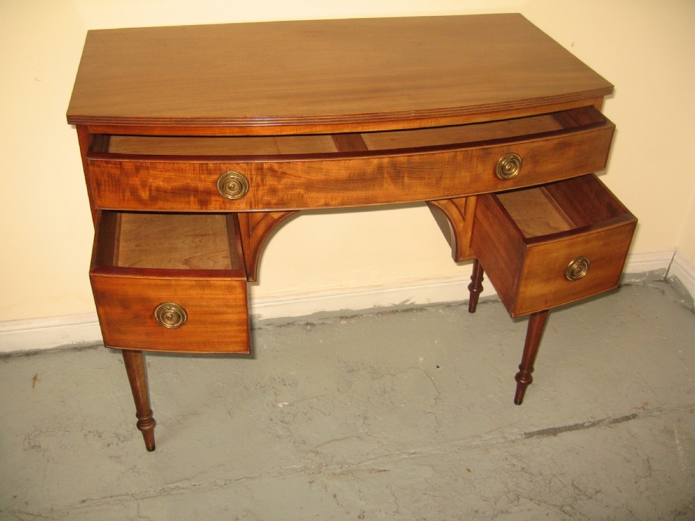 Bow front  small side cabinet View III