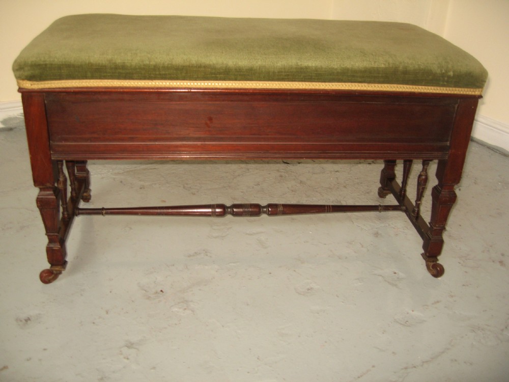 Mahogany piano duet stool