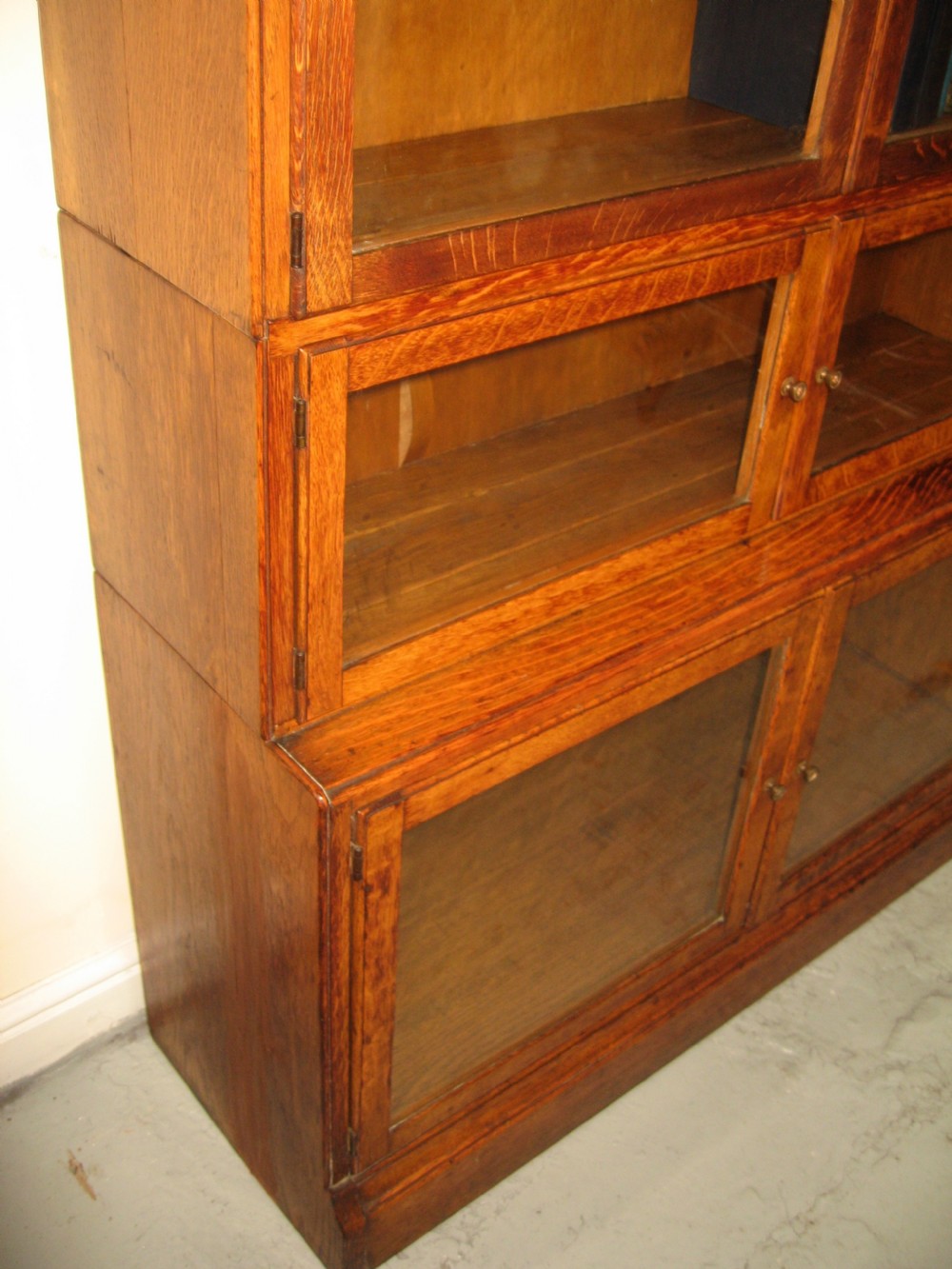 Oak five tier bookcase View III