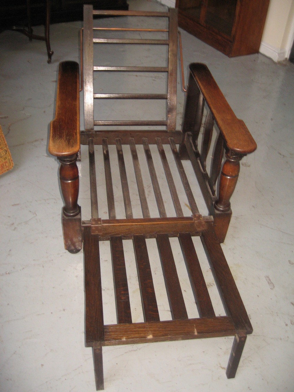 Oak folding recline arm chair View IV