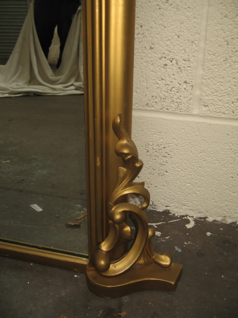 Victorian over mantle gilt mirror View IV