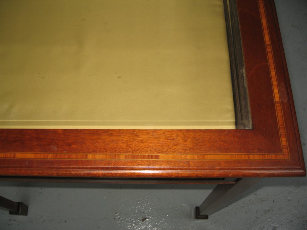 Inlaid mahogany  display case cabinet View V