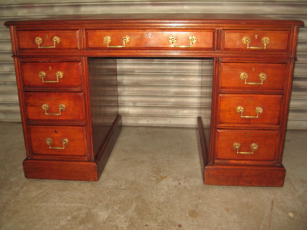 Edwardian mahogany  knee hole desk View II