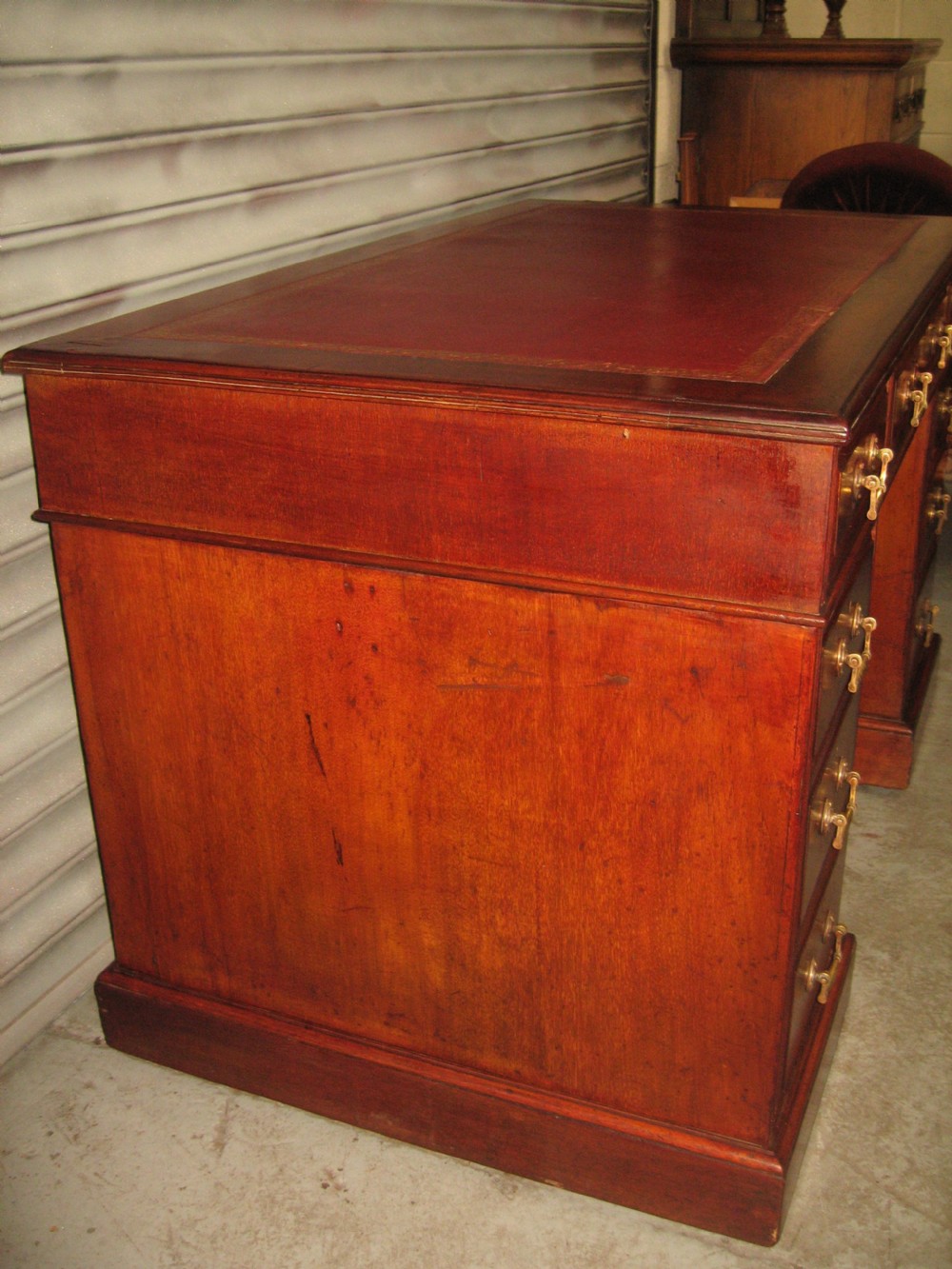 Edwardian mahogany  knee hole desk View VIII
