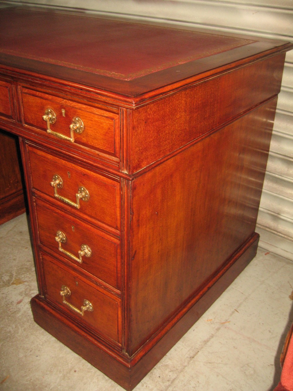 Edwardian mahogany  knee hole desk View IX
