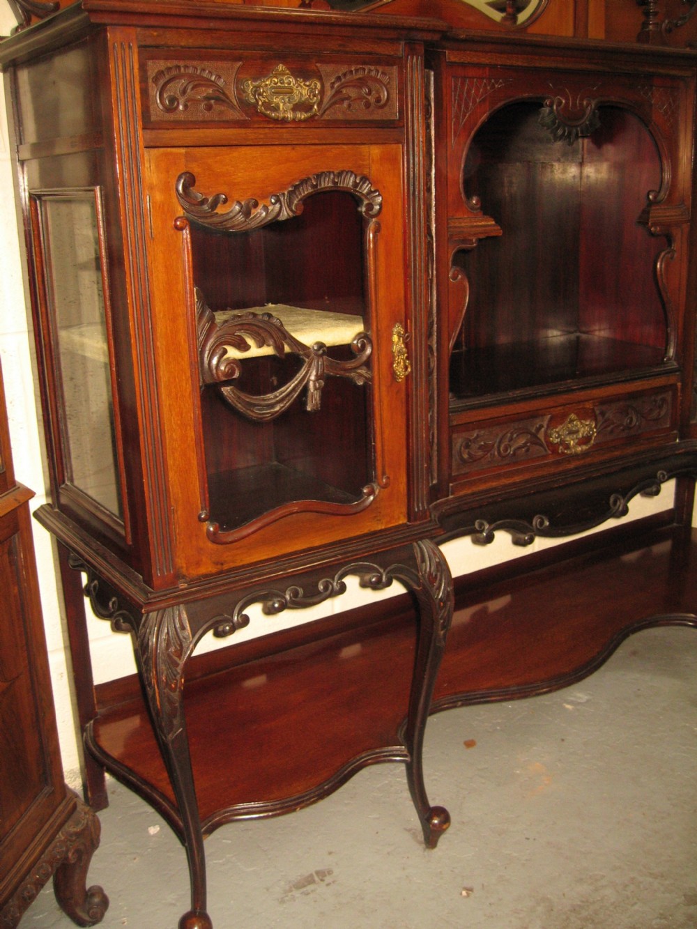 Late victorian mahogany mirror back display cabinet View IV