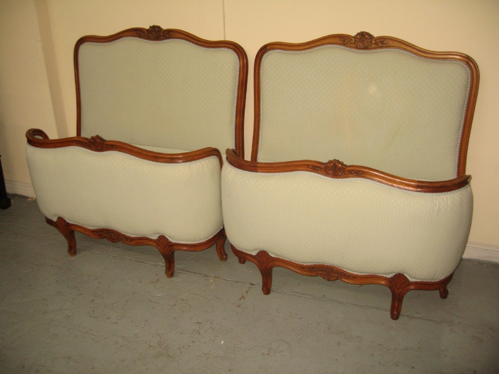 Pair of french single beds View V