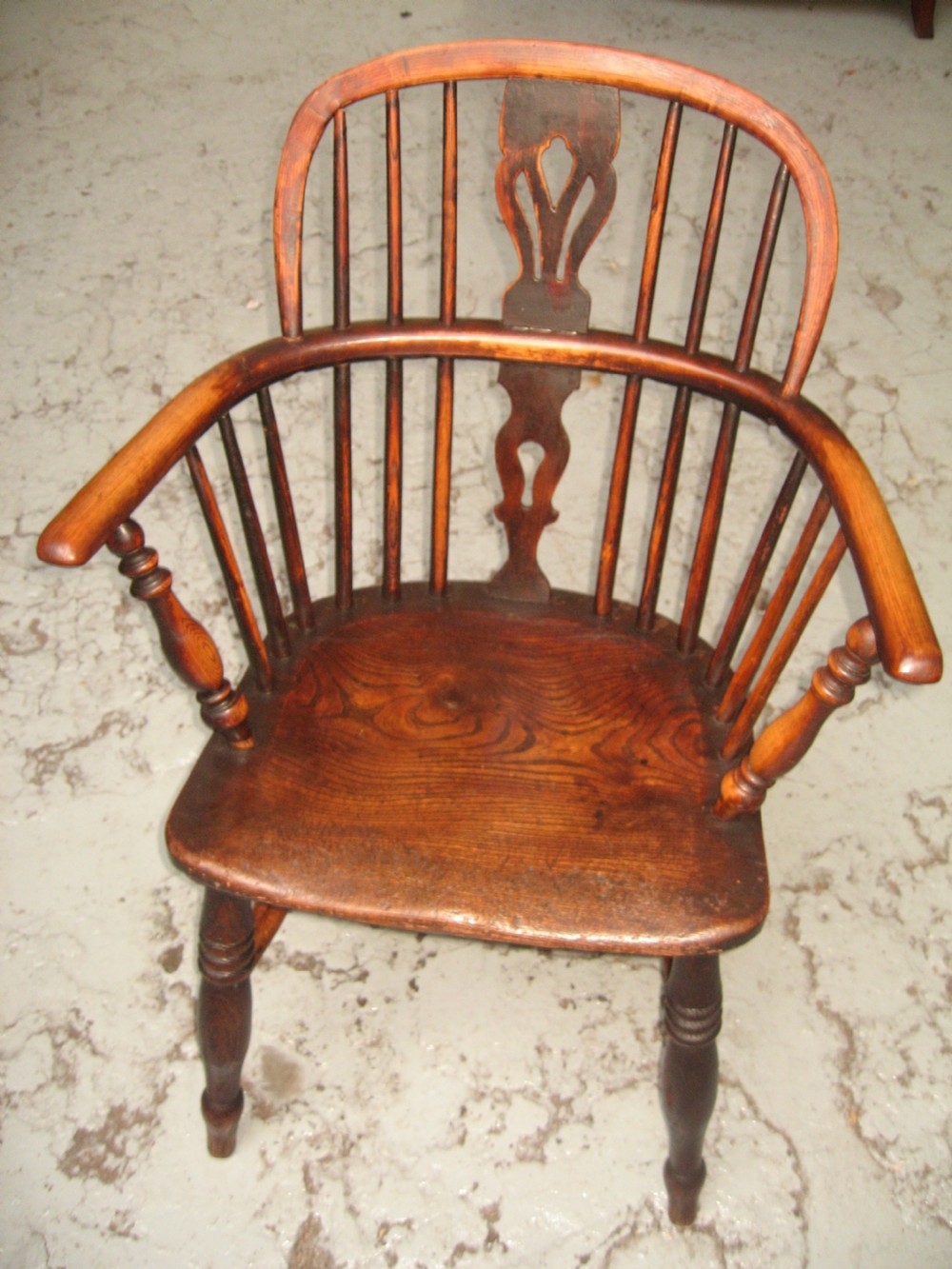 19TH  century ash and elm  low  windsor chair View II